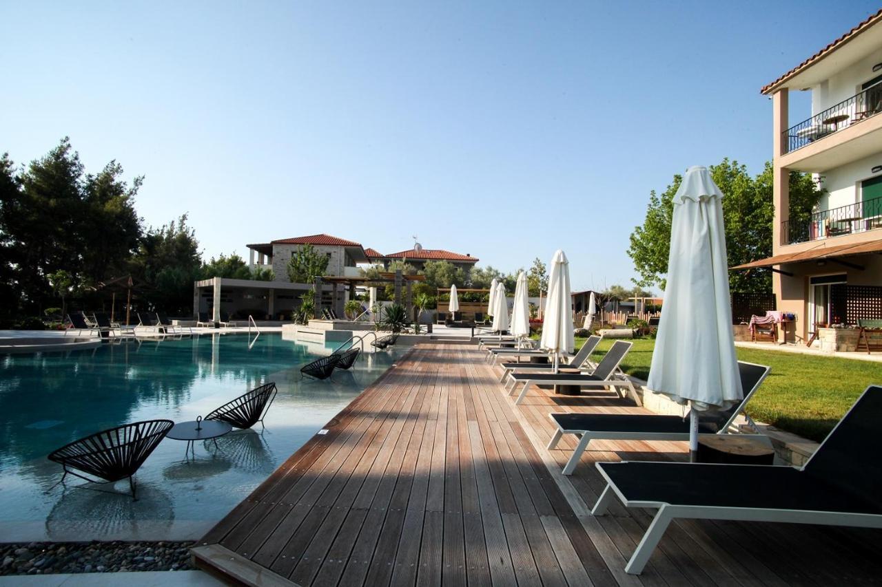 Nostos Hotel Afytos Exterior photo